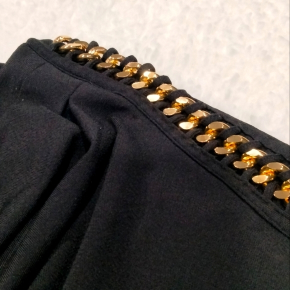 Michael Kors Black Cowl Neck Sleeveless Top With Gold Chain Shoulder Detail - Picture 8 of 8